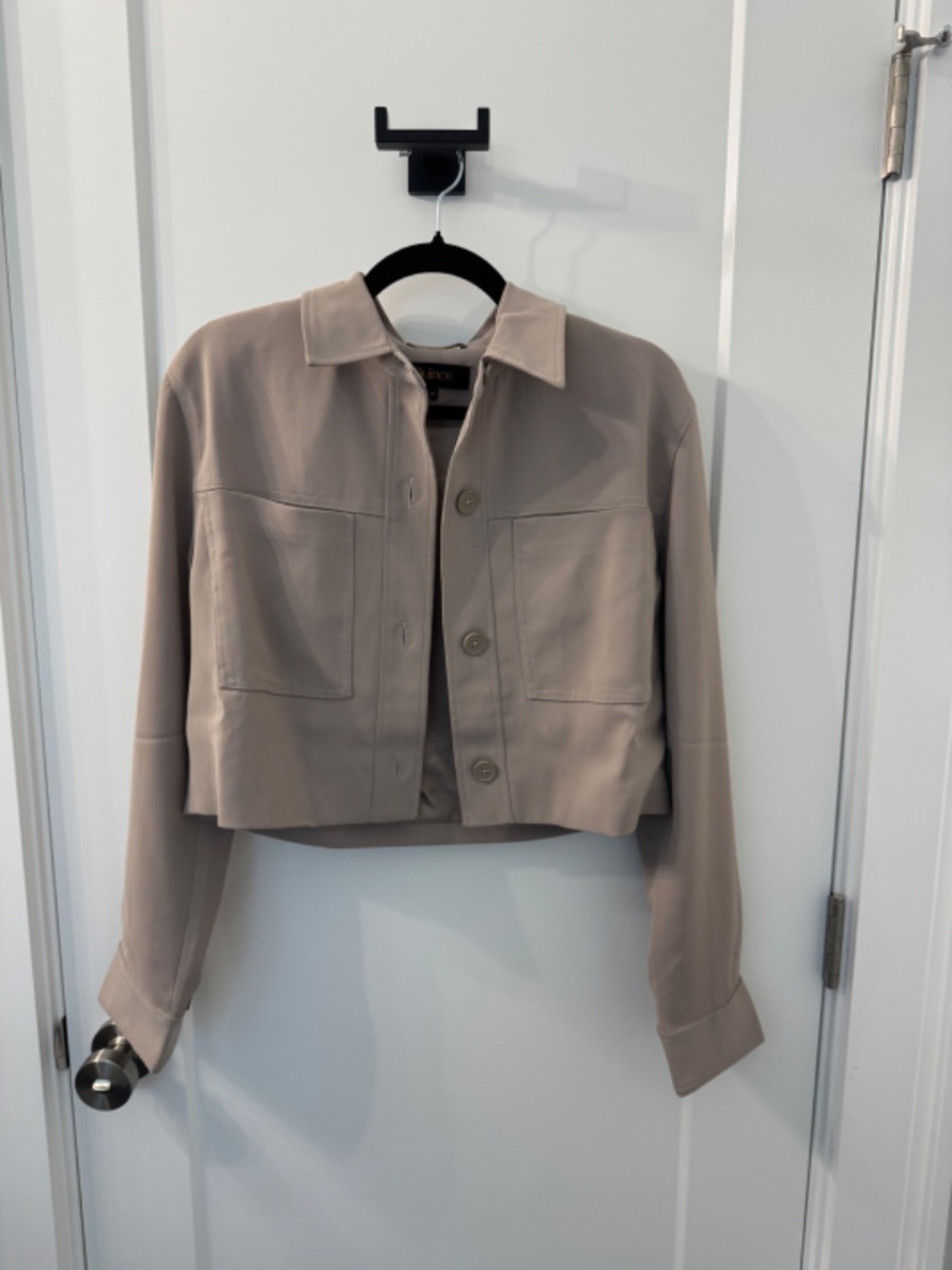 TWO Quince Stretch Crepe Cropped Jackets - Size M / Taupe and Black - Picture 3 of 10